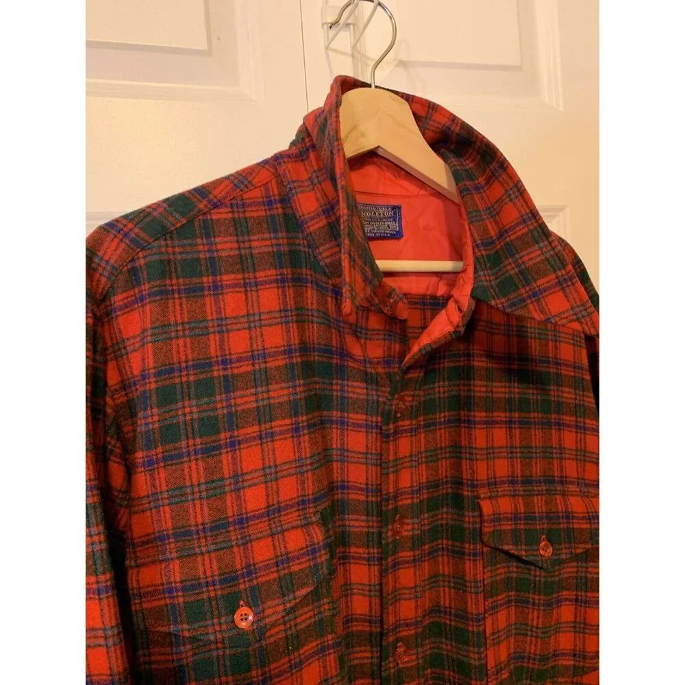 Vintage Pendleton Men’s‎ 17 1/2 Red Plaid Virgin Wool Shirt USA